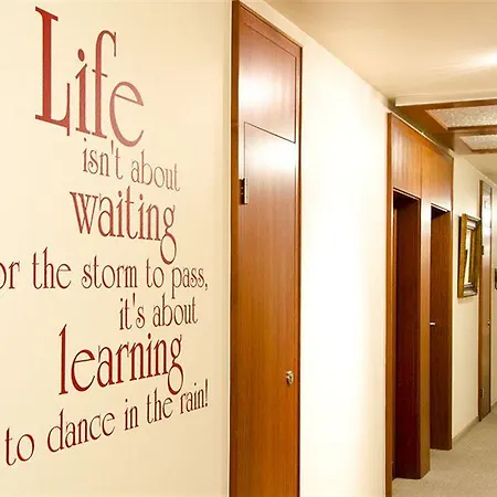 Arotel Living Hotel 3*