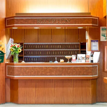 Hotel Arotel Living