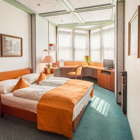 Arotel Living Hotel 3*